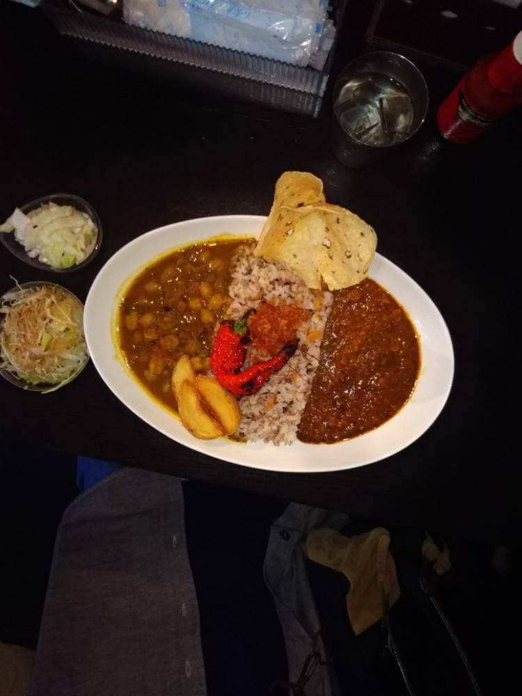 三代目カレー舎、ナンディ