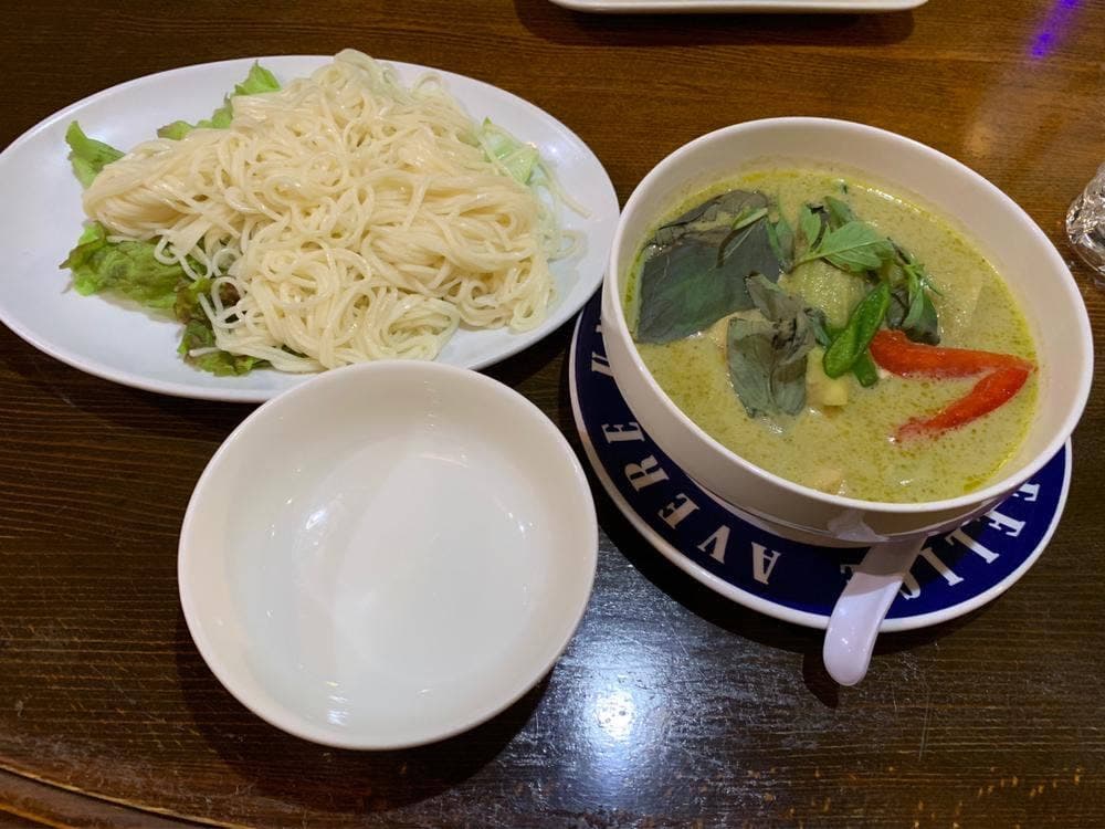 メナム 駅東店