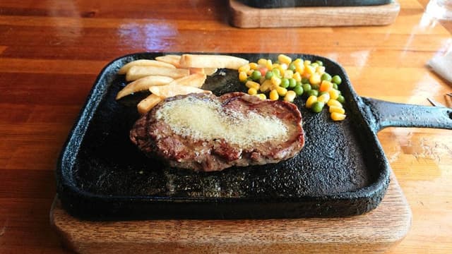 カナディアンロッキー 諏訪湖畔店 - サブ画像2