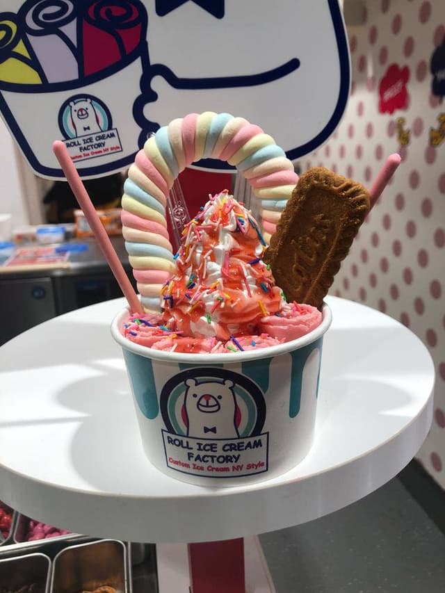 ロールアイスクリームファクトリー 名古屋・ラシック店 - サブ画像1