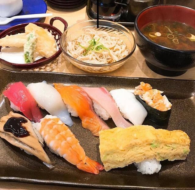 回転すしまんまん 津桜橋店 - サブ画像2