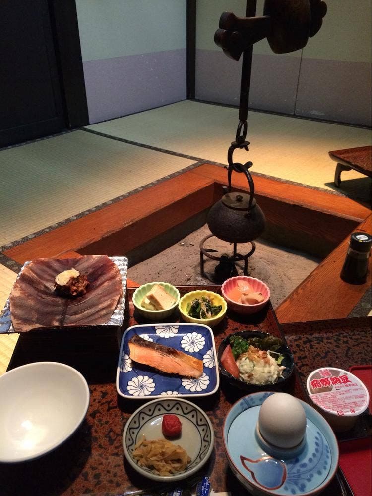 飛騨ともえホテル