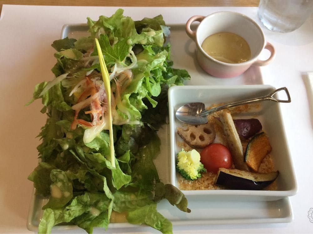 農園直営 旬感 ダイニング aqulier