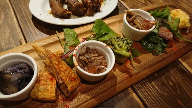 鉄板肉酒場 LOVE&29 福島店 - サブ画像1