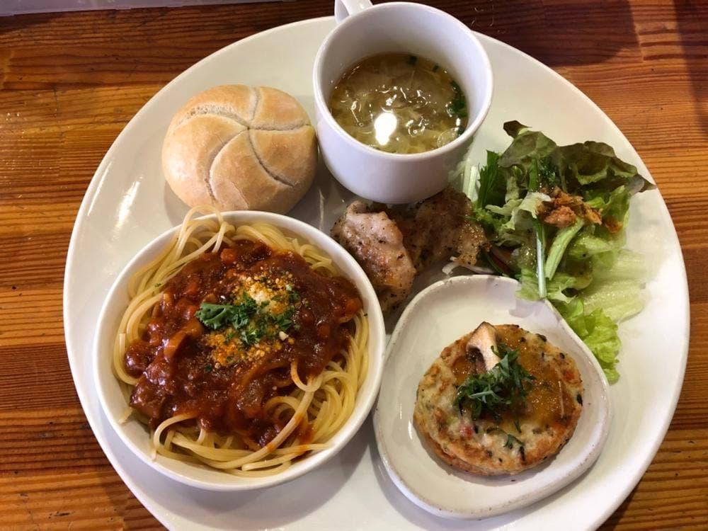 ライブラリー・カフェ然々