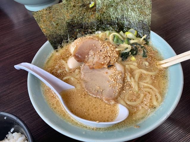 横浜家系ラーメン厚木インター魂心家 - サブ画像3