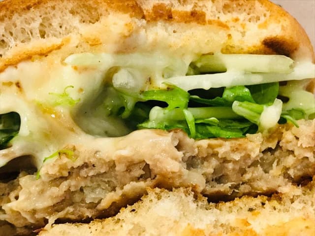 モスバーガー イオンスタイル成田店 - サブ画像2