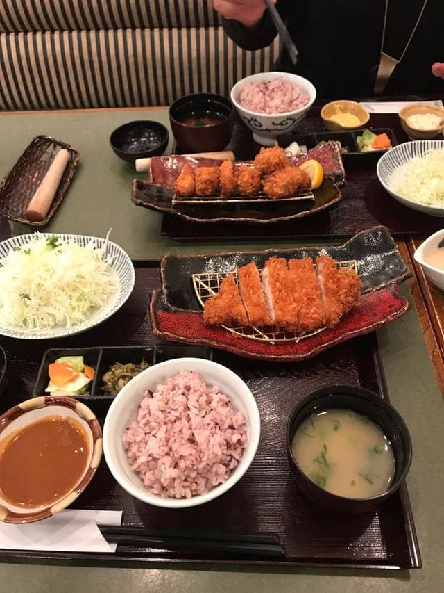 とんかつ濵かつ 新南陽永源山店 - サブ画像1