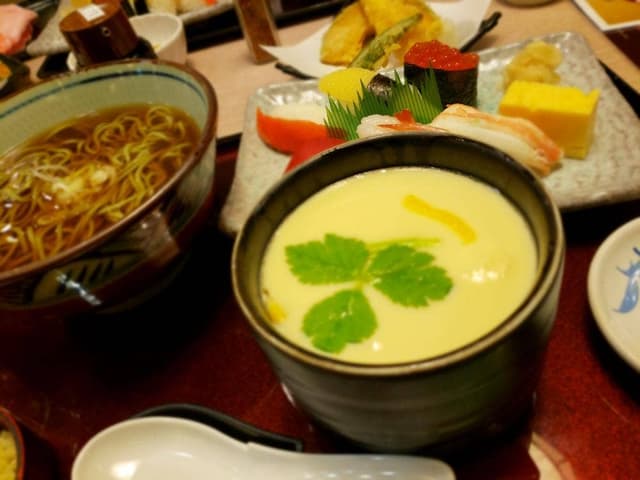 とんでん 篠路店 - サブ画像2