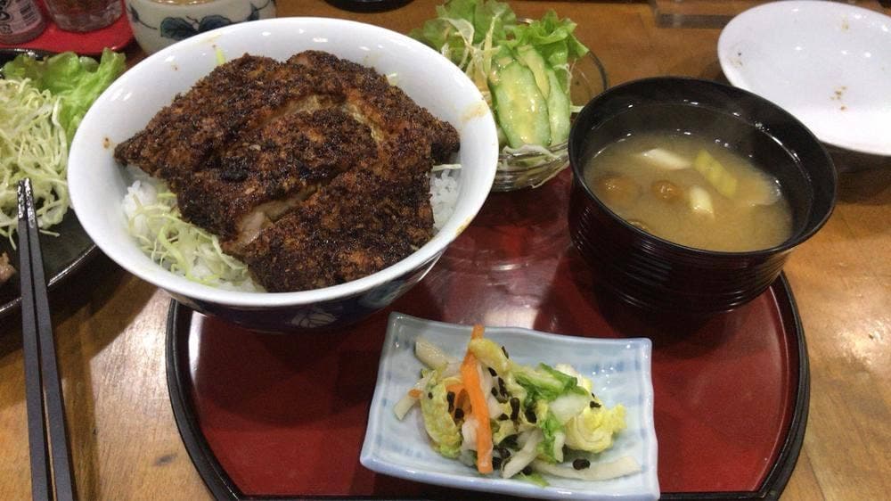食堂 やまだ