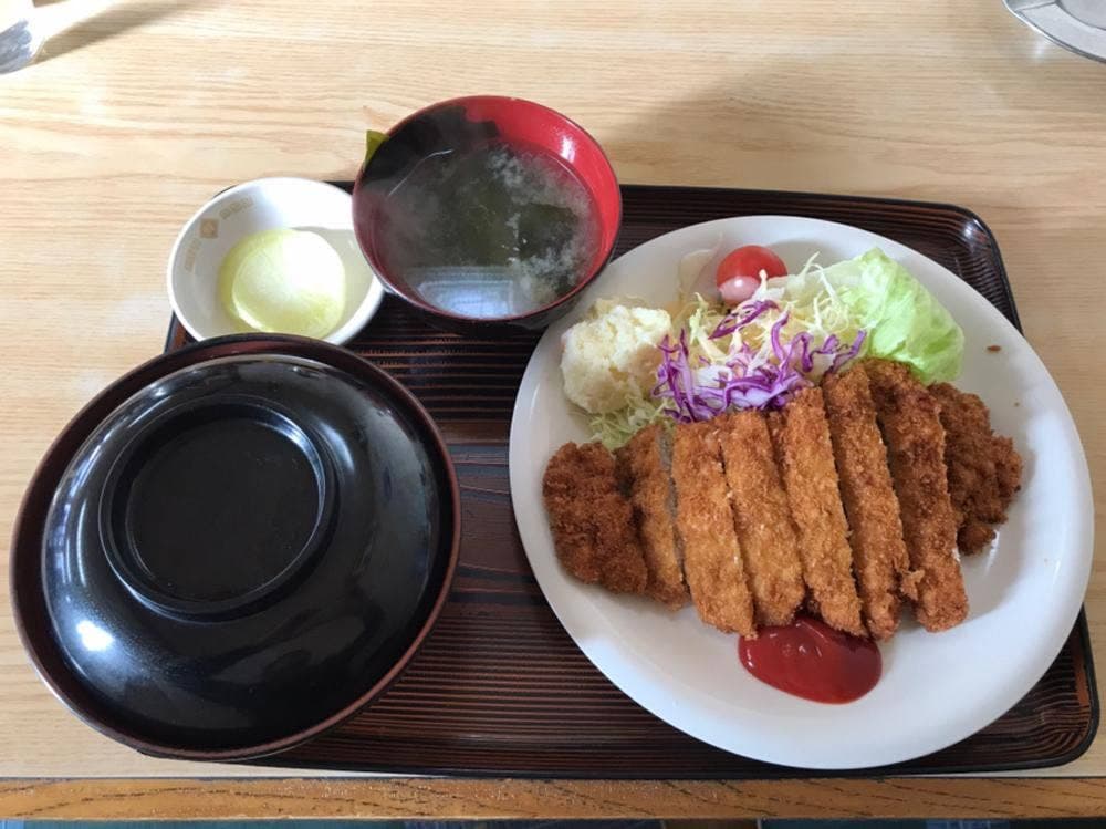 お食事処 なかつ川