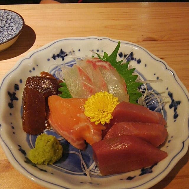 刺身が安いだけの店 とろやす - サブ画像2