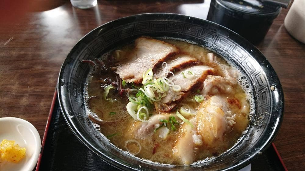 ラーメン楽天 日当山店