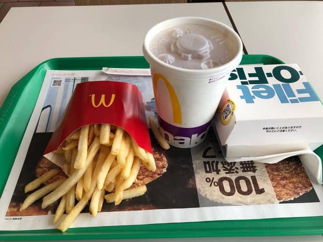 マクドナルド 12号岩見沢店 - サブ画像1