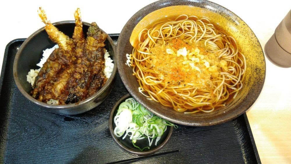ゆで太郎 もつ次郎 小田原飯泉店