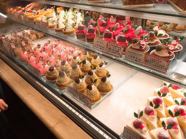 お菓子のアトリエハンブルグ 阪急三国駅前店 - サブ画像3