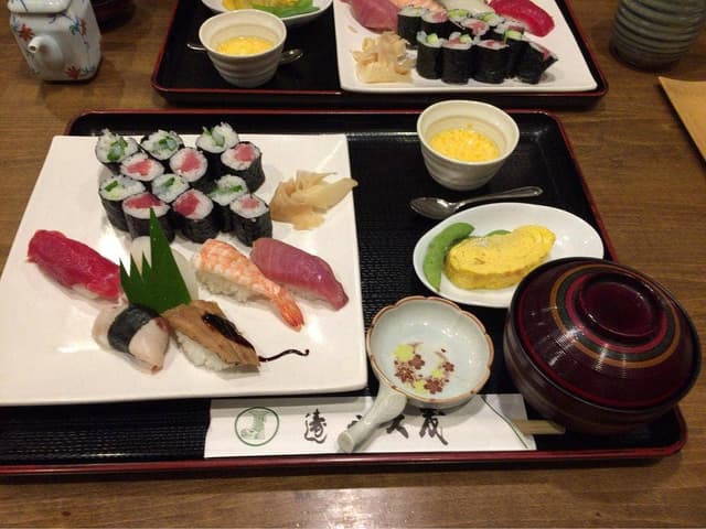 八久茂寿司 - サブ画像1