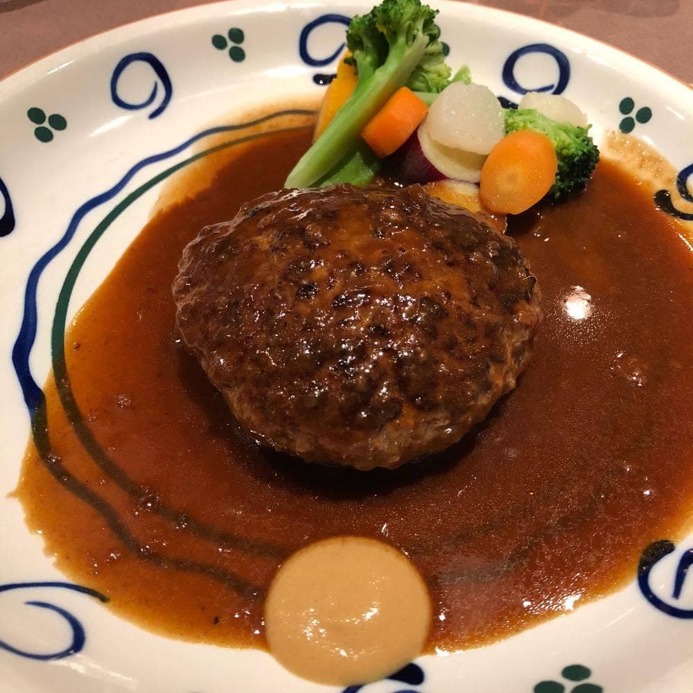 鉄板洋食NISHIHATA