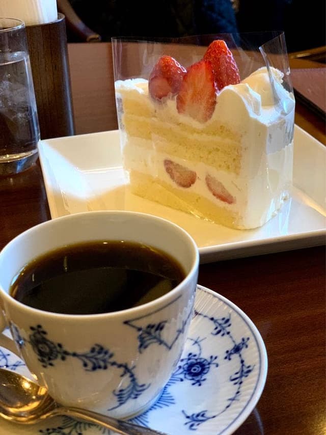椿屋茶房 丸ビル店 - サブ画像3