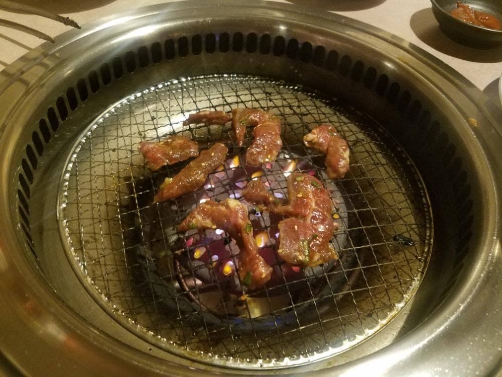 ホルモン焼肉 ぷるぷる