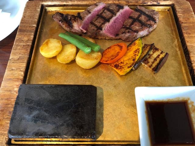 ステーキガーデン 風の邱 - サブ画像1