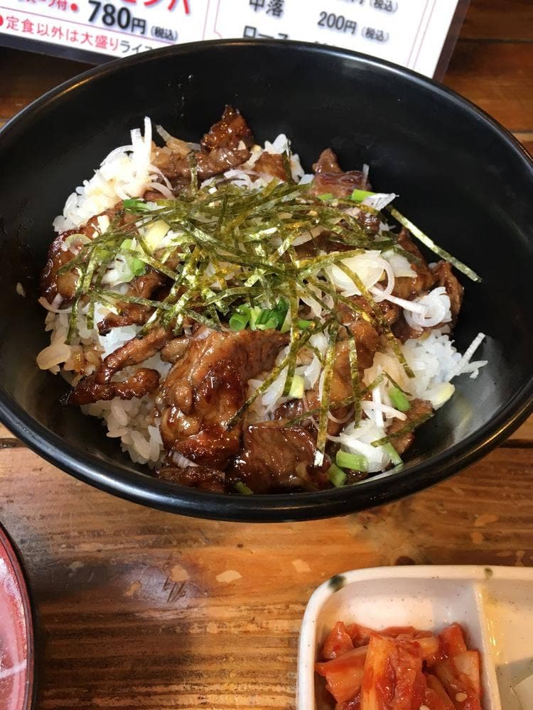 焼肉 秋葉苑