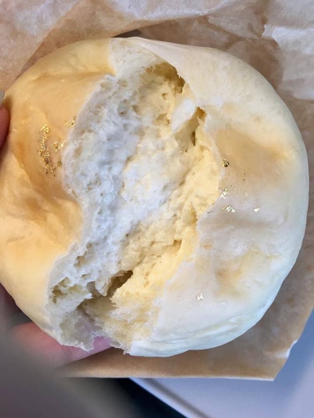 クリームパン専門店 キンイロ 伊勢丹京都店 - サブ画像1