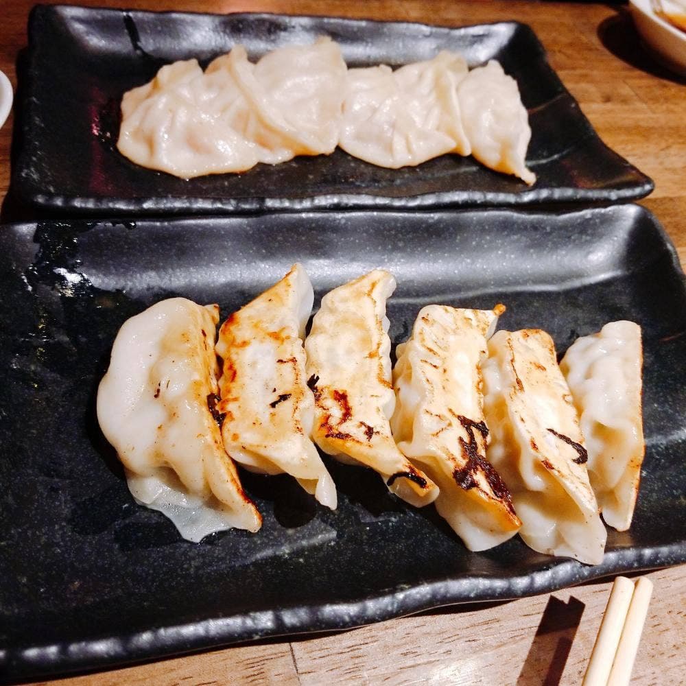 餃子酒場 ドラゴン