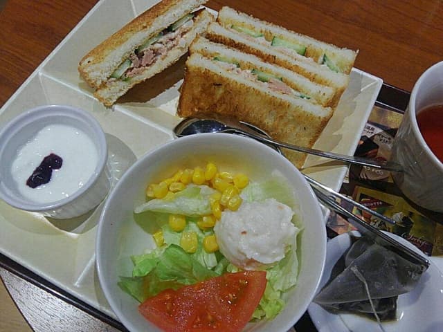 カフェ・ド・クリエ 栄地下中央一番街店 - サブ画像2