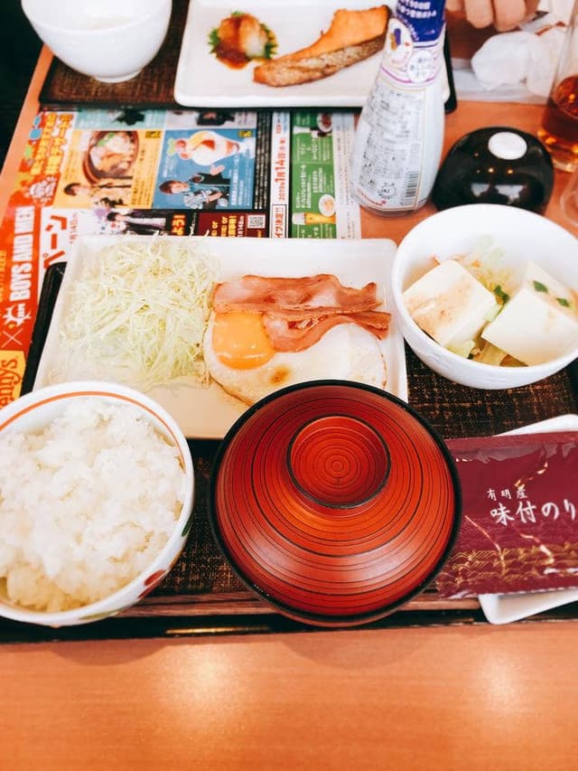 Cafe レストラン ガスト 古渡町店 - サブ画像2