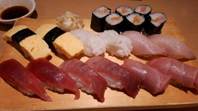 すし屋 銀蔵 新宿センタービル店 - サブ画像2