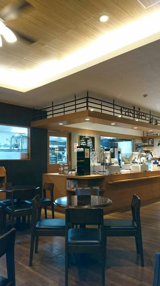 クラウンパン 桃園店 - サブ画像1