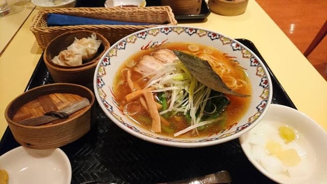 カジュアルレストラン イセタンダイニング - サブ画像1