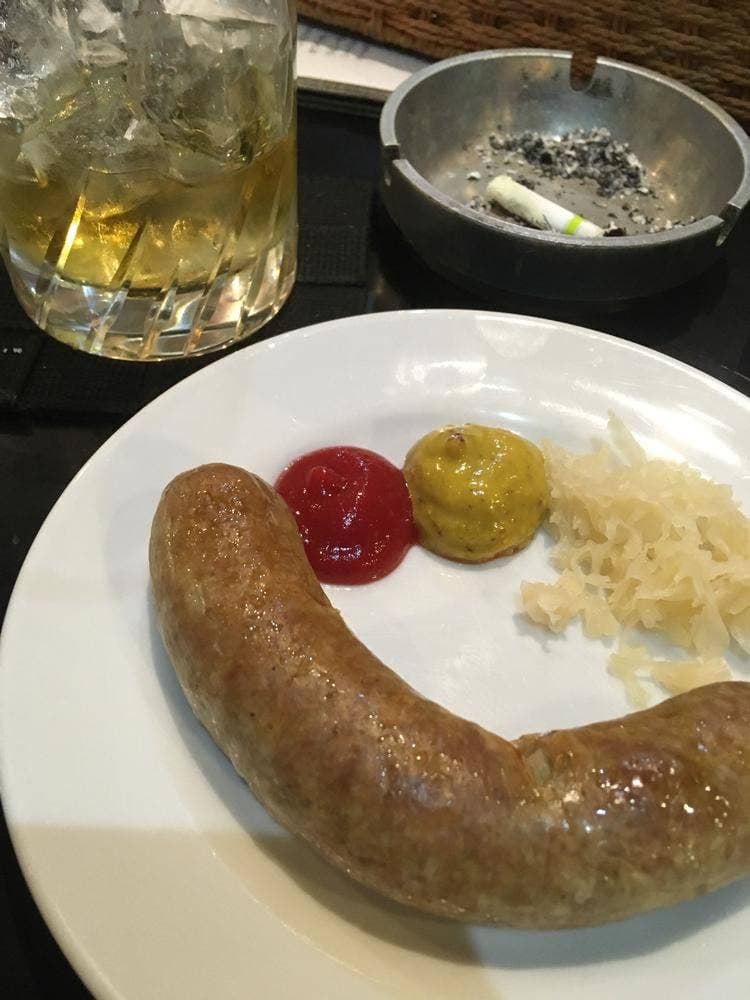 Sako's Bar