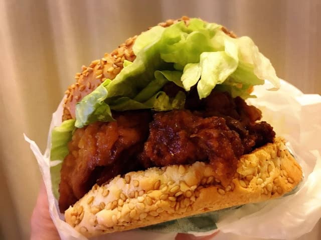 ラッキーピエロ 十字街銀座店 - サブ画像2