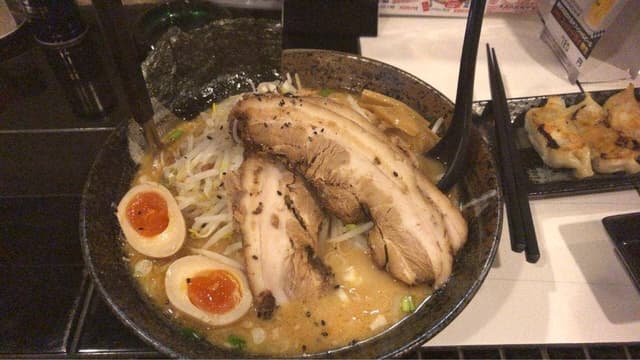 赤字ラーメン 総本店 - サブ画像2
