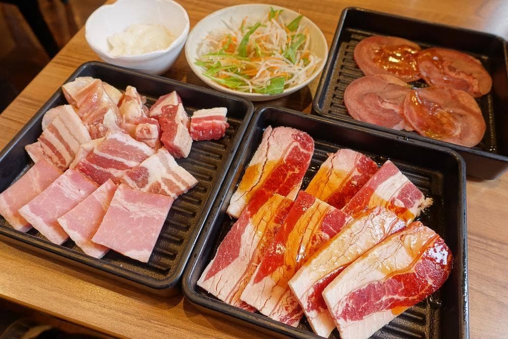 じゅうじゅうカルビ 長崎三芳店