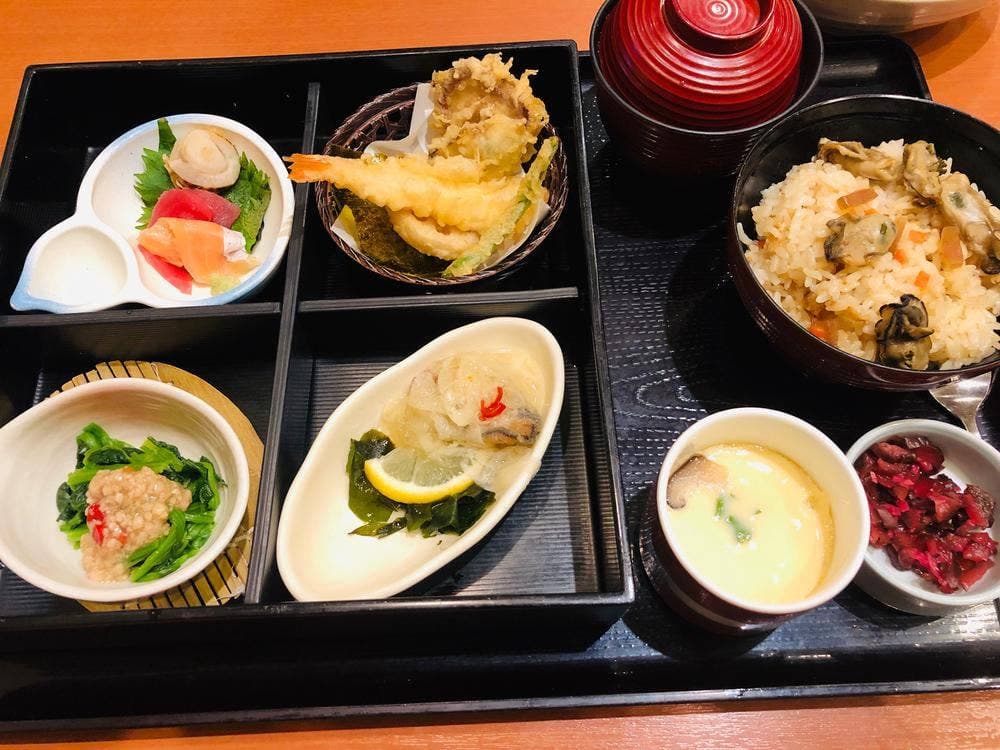 和食さと 神戸星陵台店