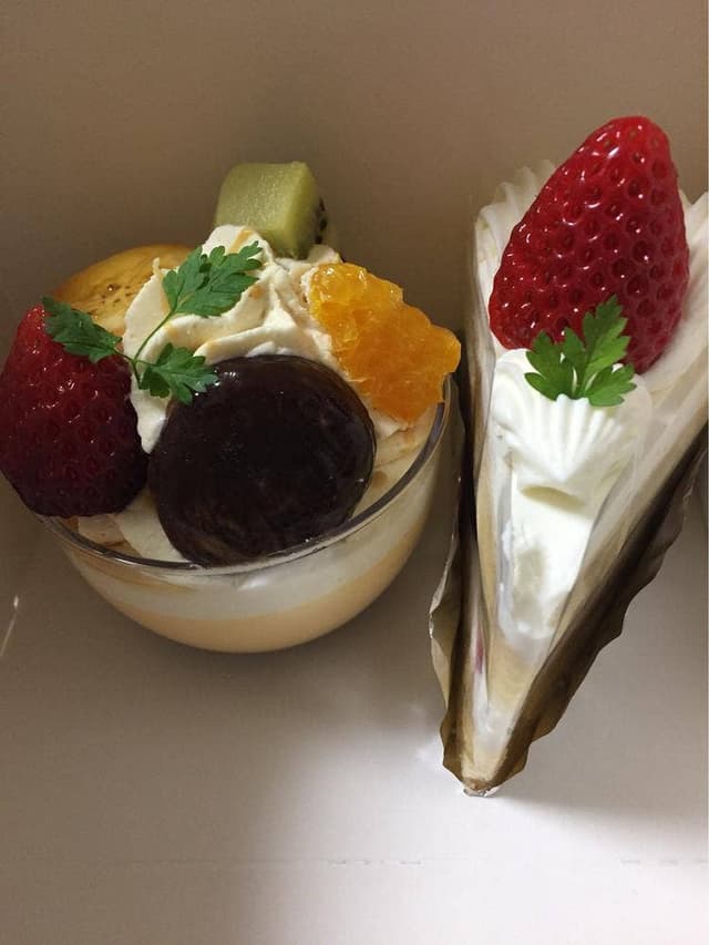 洋菓子工房 シャノワール ヨークベニマル 石岡店 - サブ画像1