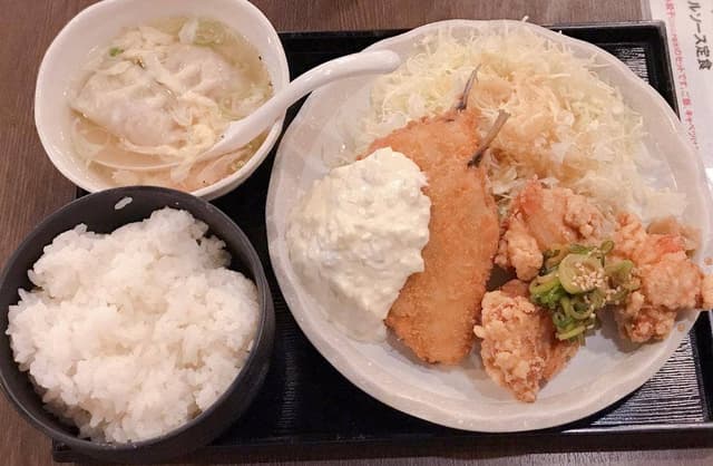 柳橋餃子バル 三代目 憲二郎 - サブ画像3