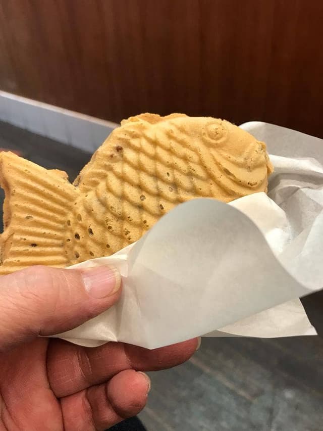 薄皮 たい焼き 鯛結び 東十条店 - サブ画像1