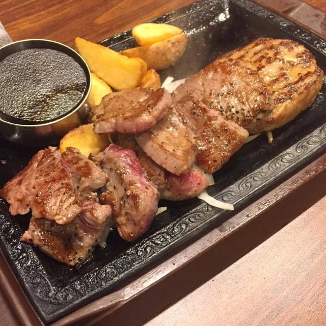 ステーキガスト 大津瀬田店 - サブ画像1