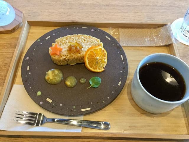 Cafe and Gallery 月と星 - サブ画像1