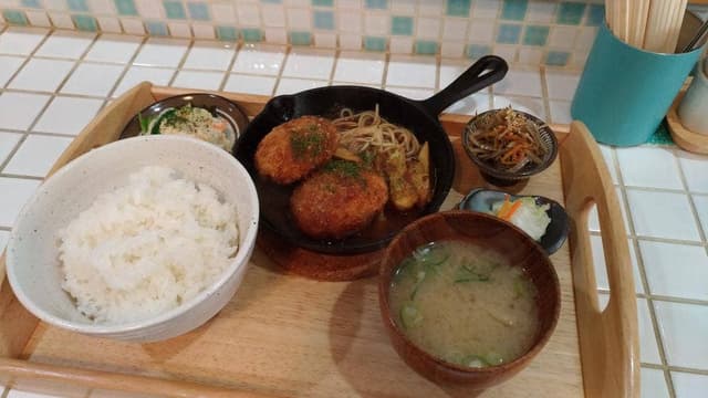 煮こ屋 - サブ画像1