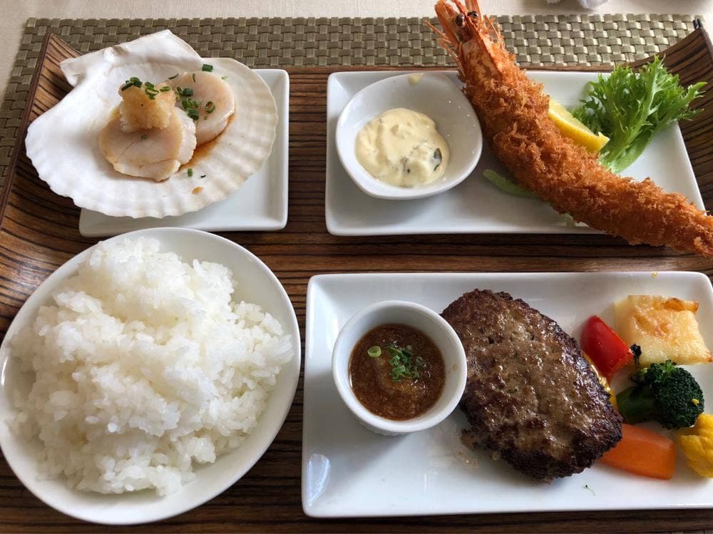 レストラン ニューポート