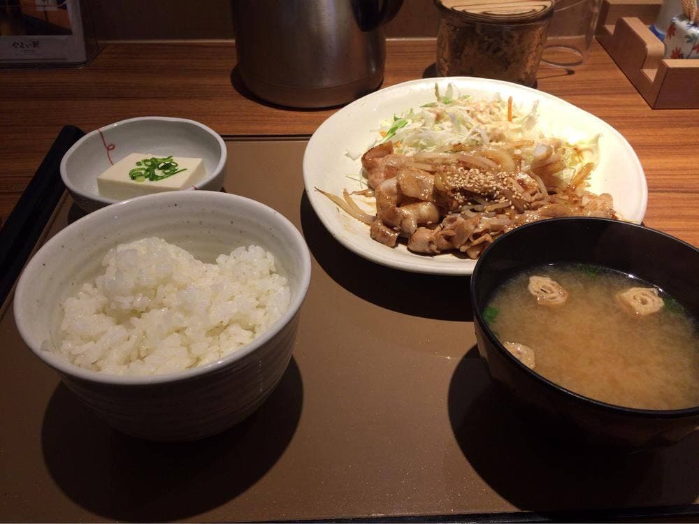 やよい軒 千葉シーワン店