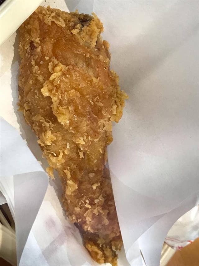 ケンタッキーフライドチキン 伊勢上地店 - サブ画像1