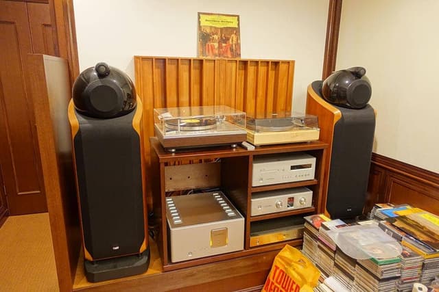 Classical&Jazz 音楽喫茶わたべ - サブ画像1