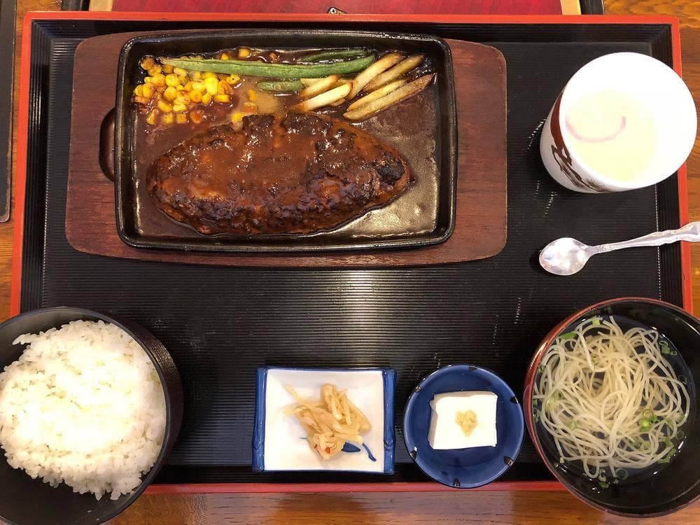 レストラン 庄楽