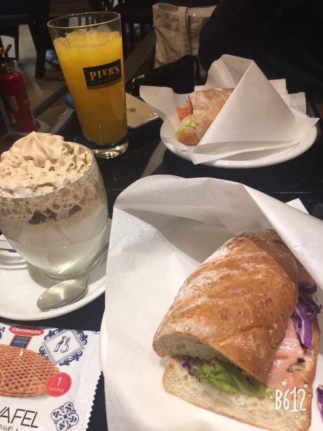 ピアーズカフェ 聖蹟桜ヶ丘店 - サブ画像1